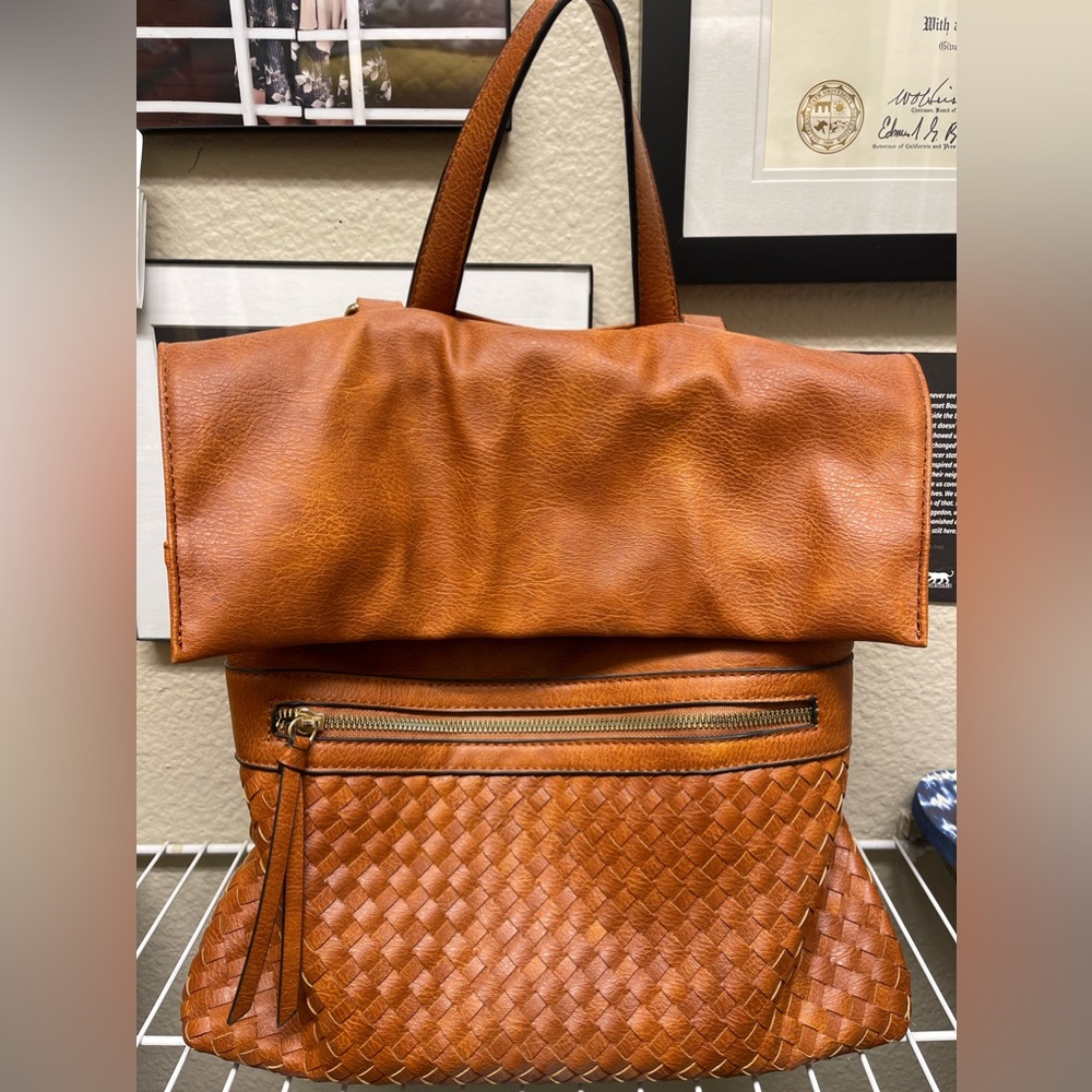 NWOT backpack style purse.